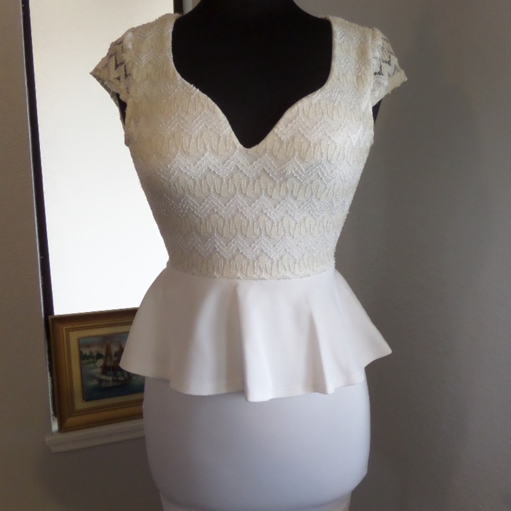 LOVE CULTURE Size S White Spandex Mini DRESS